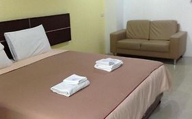 Diamond Apartment  2*